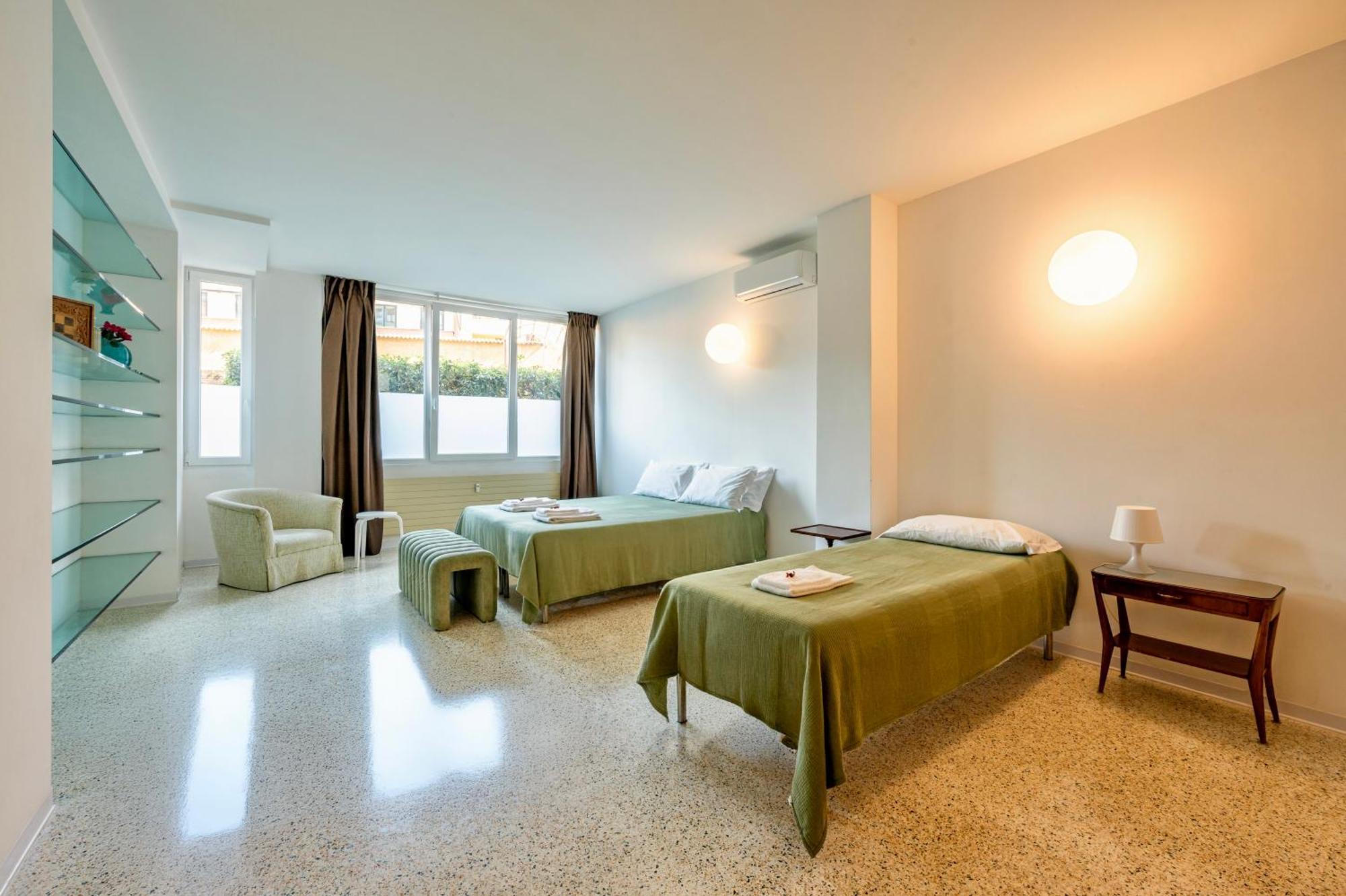 Navigli Apartments Милано Стая снимка