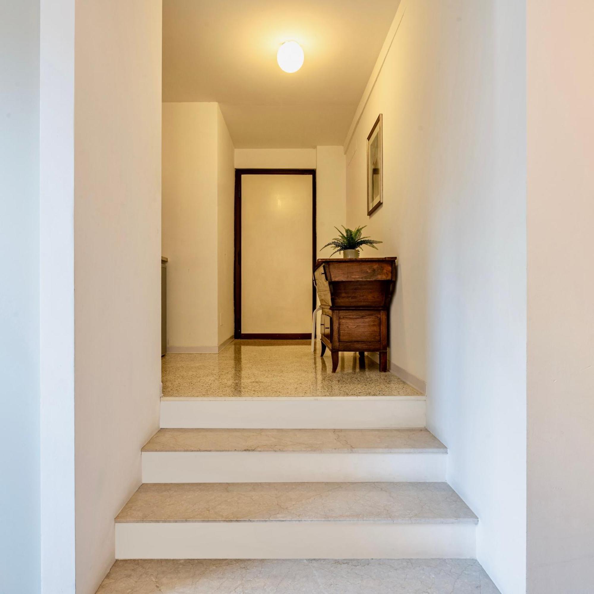 Navigli Apartments Милано Стая снимка